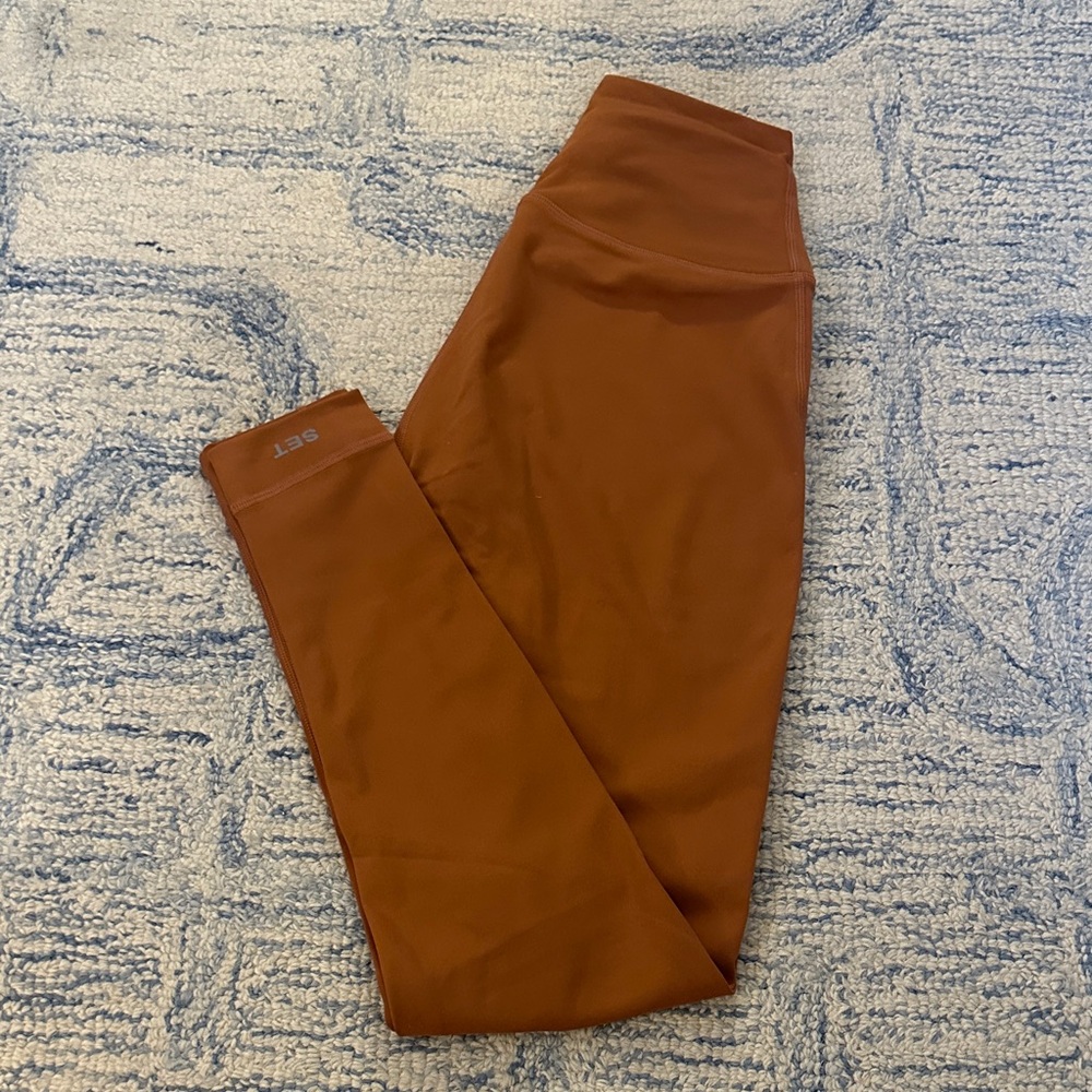 SET Active x Amiee Song Luxeform Leggings
